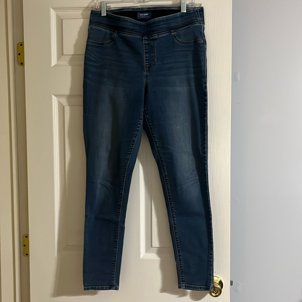 Old Navy Rockstar Mid-Rise Super Skinny Jeans